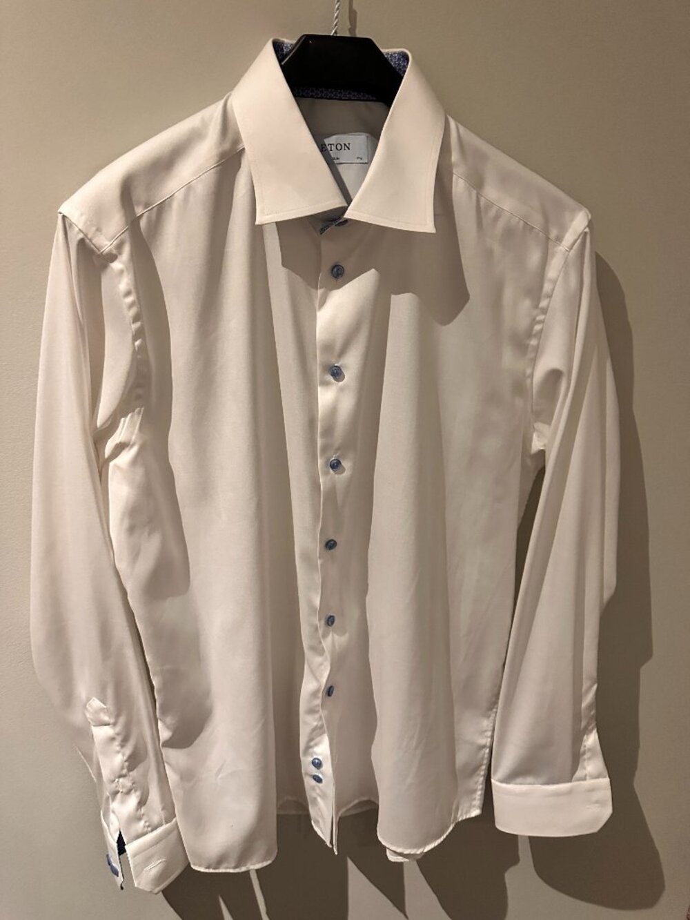 ETON OF SWEDEN White Dress Shirt Blue Buttons Contrast Cuff - Size 44 / 17.5 XL